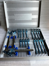 โหลดรูปภาพลงในเครื่องมือใช้ดูของ Gallery Koros Super-Slide III Titanium Laminectomy Retractor