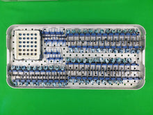 Cargar imagen en el visor de la galería, Medtronic CD Horizon Legacy Spinal system uni-axial MAS screw set for 5.5 mm rod with Ti break-off setscrews