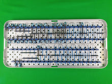 Cargar imagen en el visor de la galería, Medtronic CD Horizon Legacy Spinal system uni-axial MAS screw set for 5.5 mm rod with Ti break-off setscrews