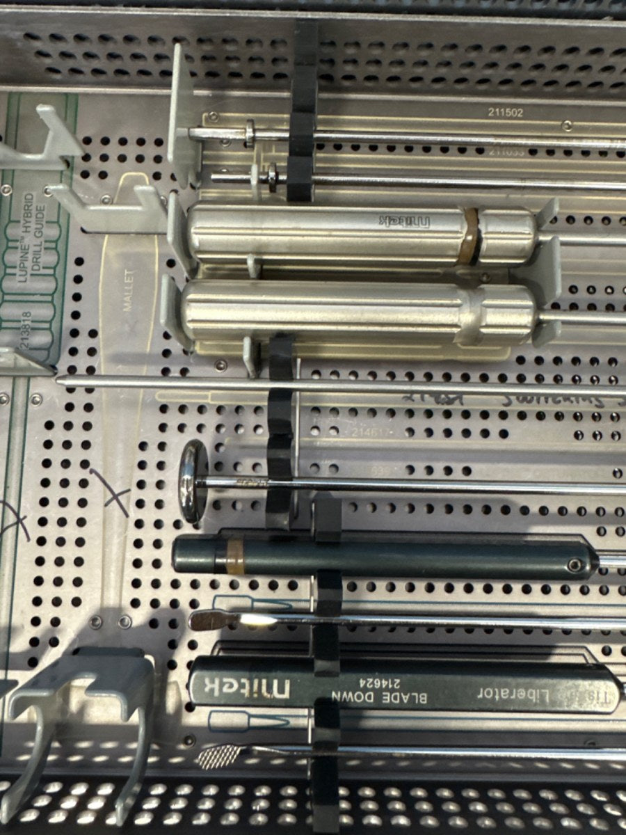 DEPUY MITEK ARTHROSCOPIC SHOULDER PROCEDURE SYSTEM ARTHROSCOPY MedUSA