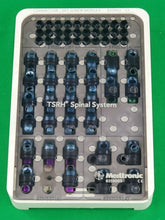 Carregar imagem no visualizador da galeria, Medtronic Sofamor Danek TSRH spinal system Connector and Set screw Module